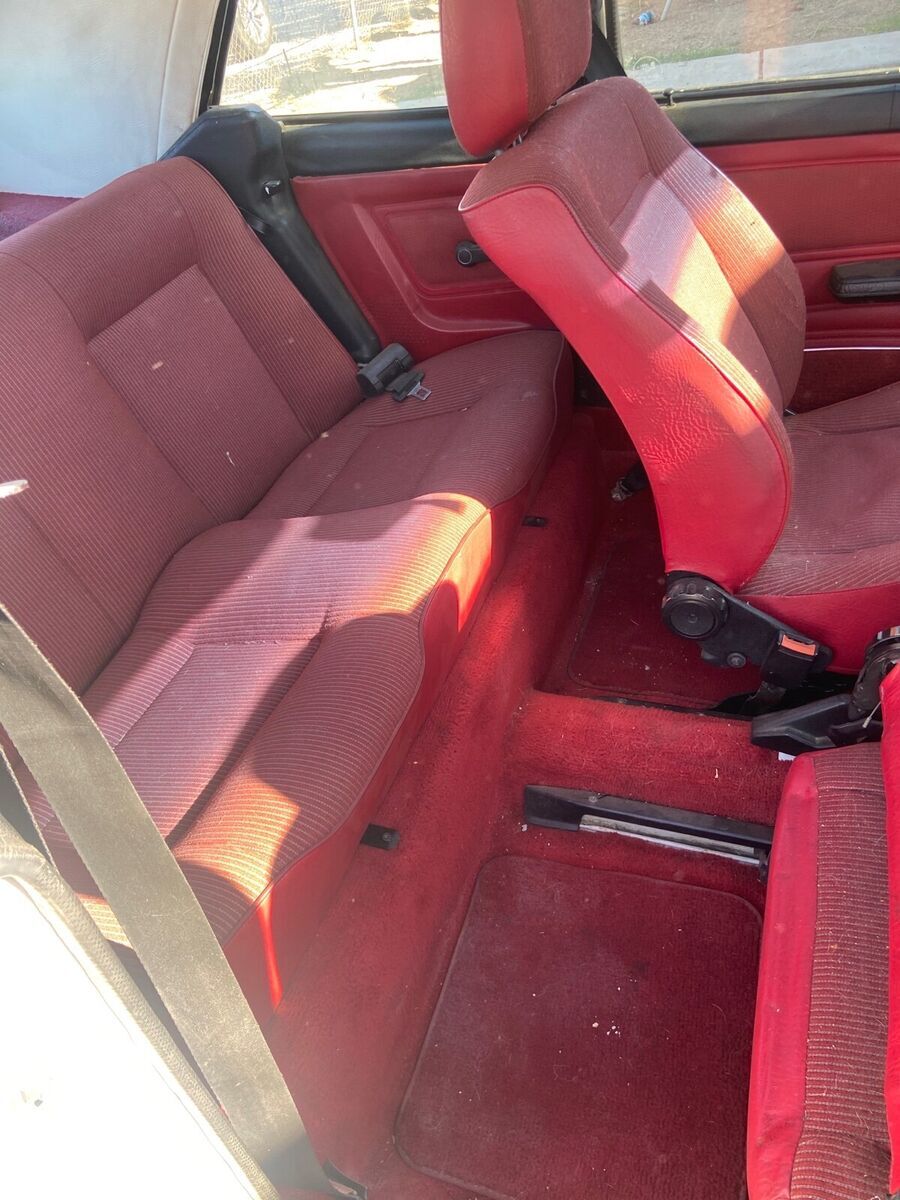 1989 Volkswagen Cabrio - photo 7