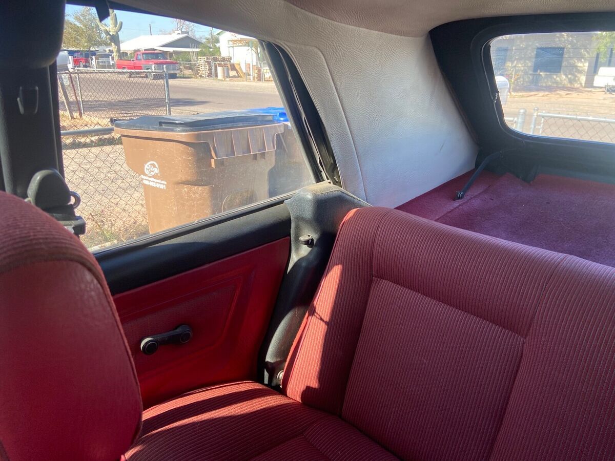 1989 Volkswagen Cabrio - photo 9