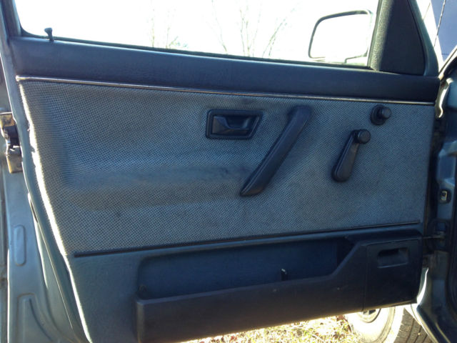 1989 Volkswagen Jetta Base Sedan 4-Door - photo 10