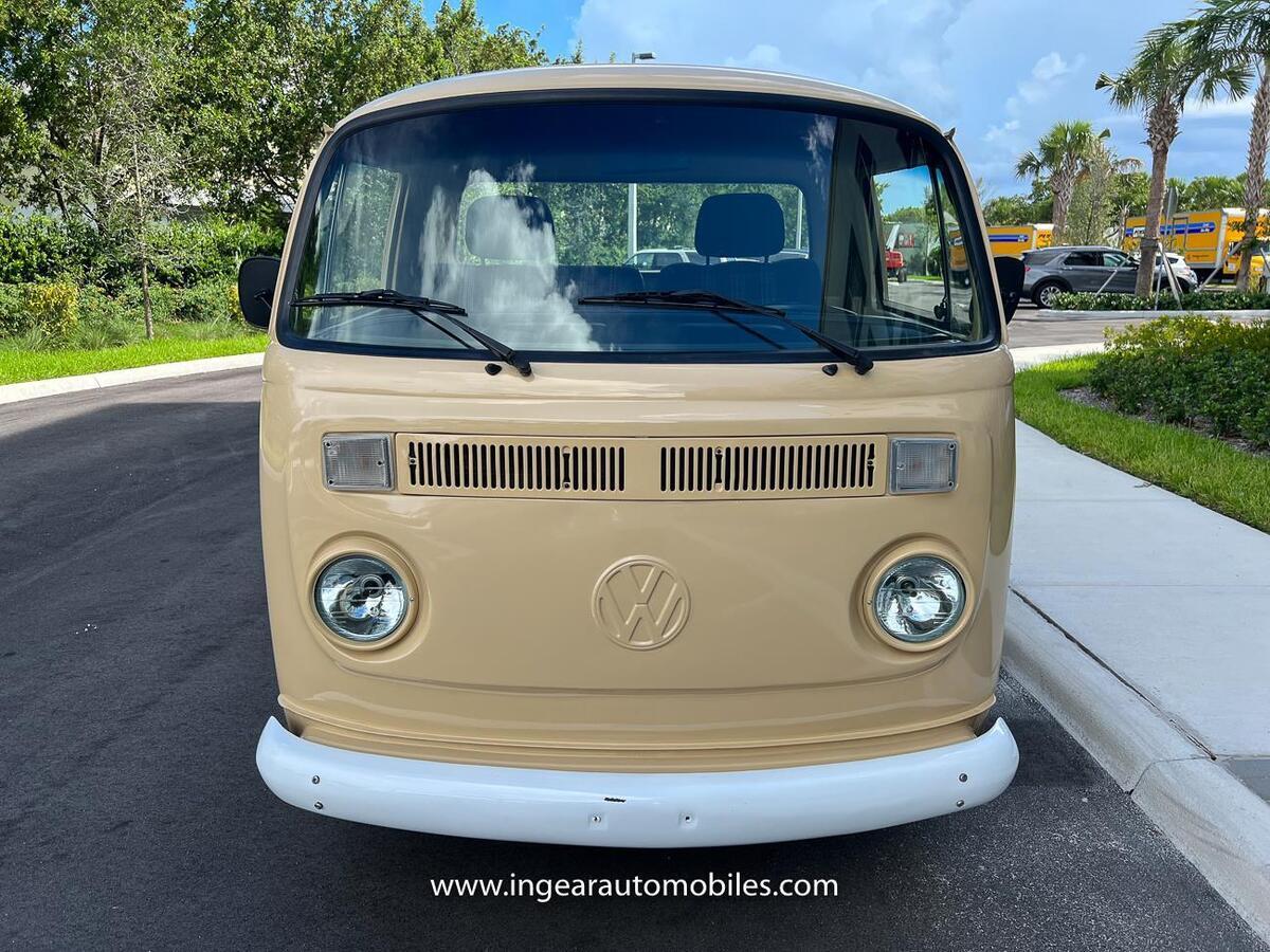 1989 volkswagen Bus Singlecab Restored! See Video - photo 5