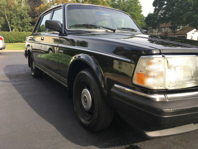1989 Volvo 240 - photo 7