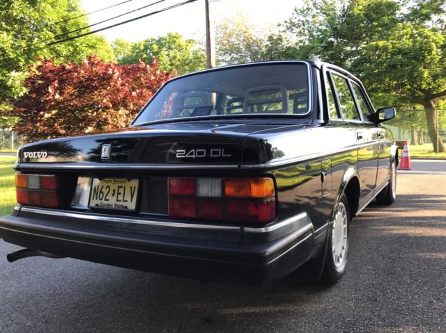 1989 Volvo 240 - photo 5