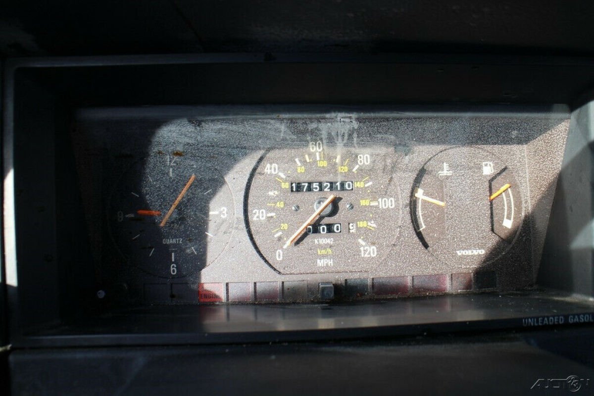 1989 Volvo 240 GL - photo 13