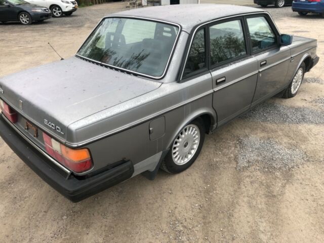 1989 Volvo 240 DL - photo 3