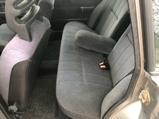 1989 Volvo 240 DL - photo 5
