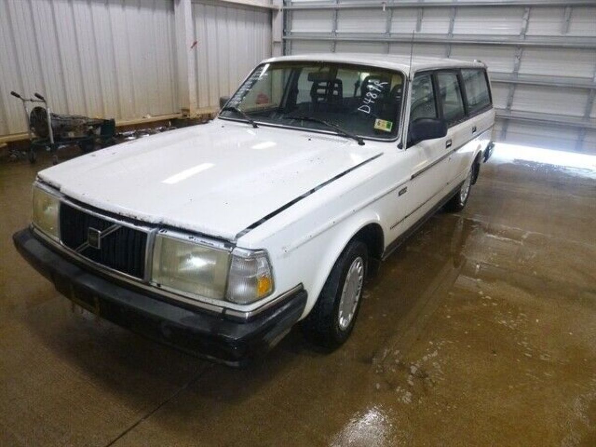1989 Volvo 240 DL - photo 2