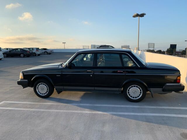 1989 Volvo 240 DL