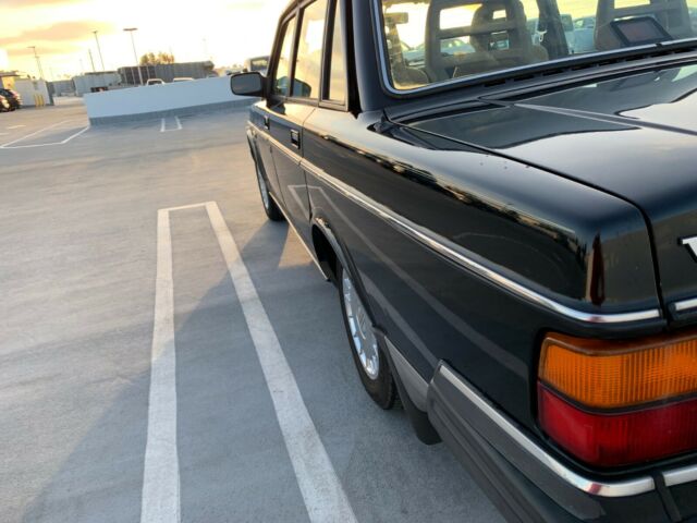 1989 Volvo 240 DL - photo 9