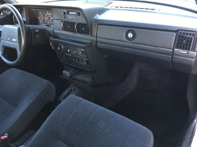 1989 Volvo 240 DL SEDAN (California) - photo 9
