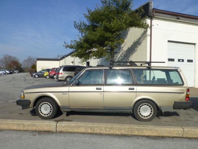 1989 Volvo 240 DL Wagon Parts Car Mechanic Special NO RESERVE 1989 Volvo 240 DL