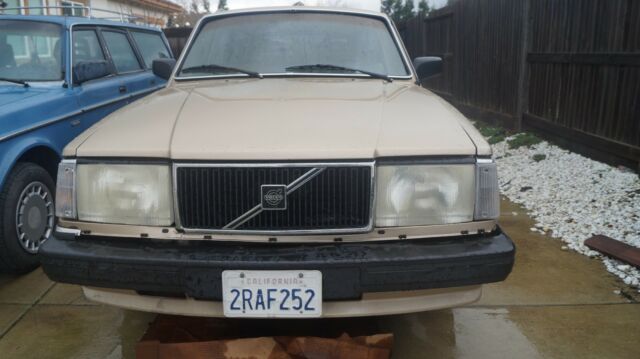 1989 Volvo 240 dl - photo 2