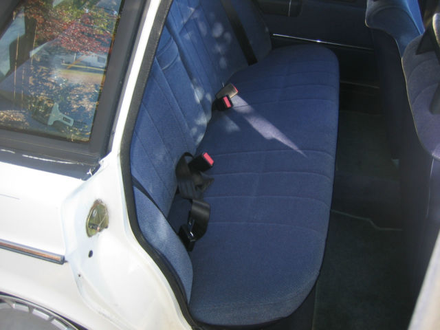 1989 Volvo 240 - photo 12