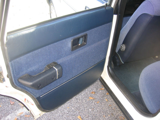 1989 Volvo 240 - photo 9