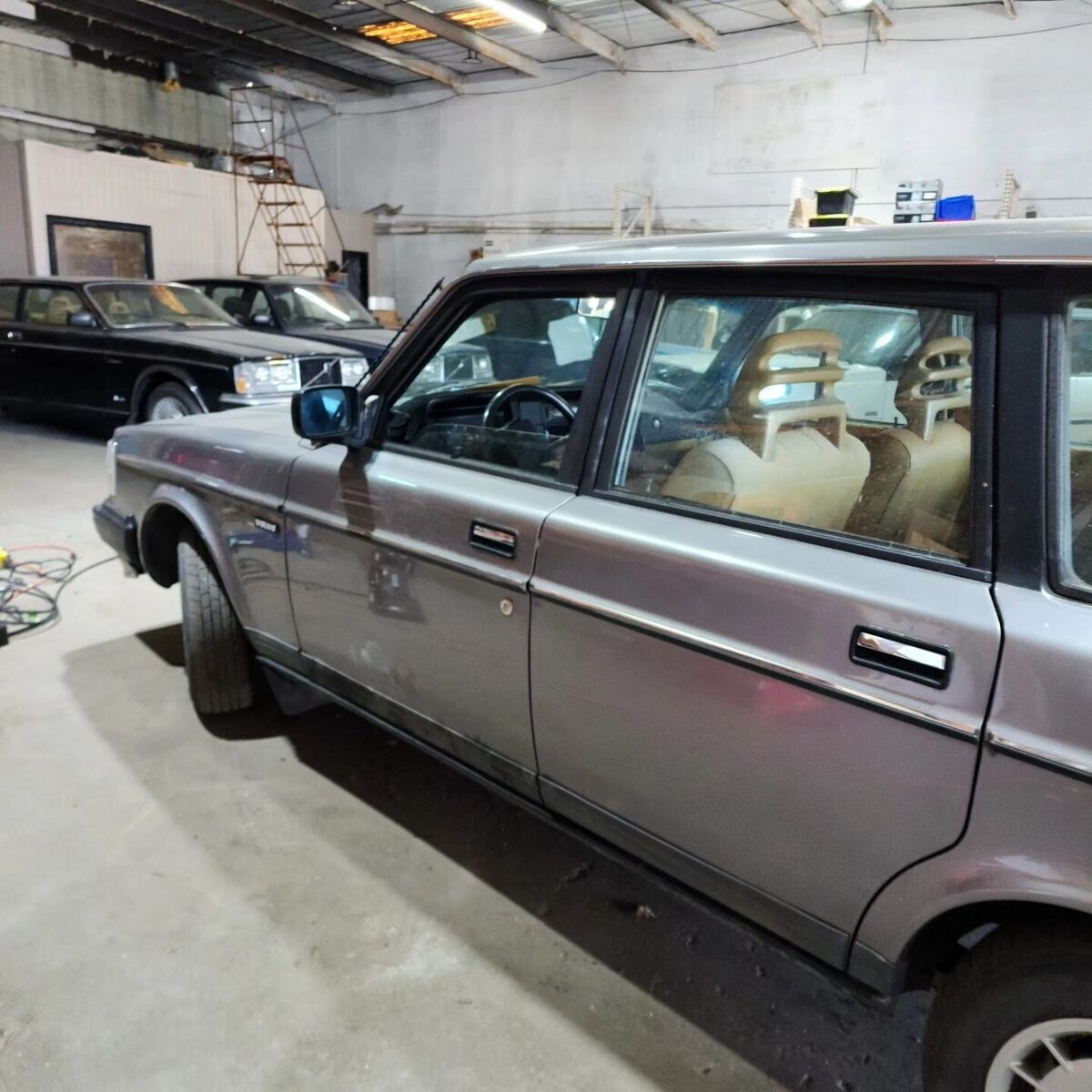 1989 Volvo 240 DL - photo 3