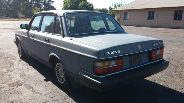 1989 Volvo 240 - photo 4