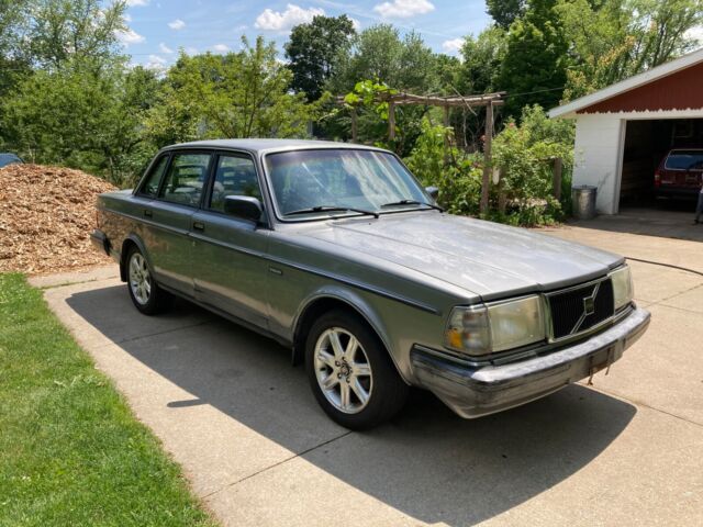 1989 Volvo 240 - photo 4