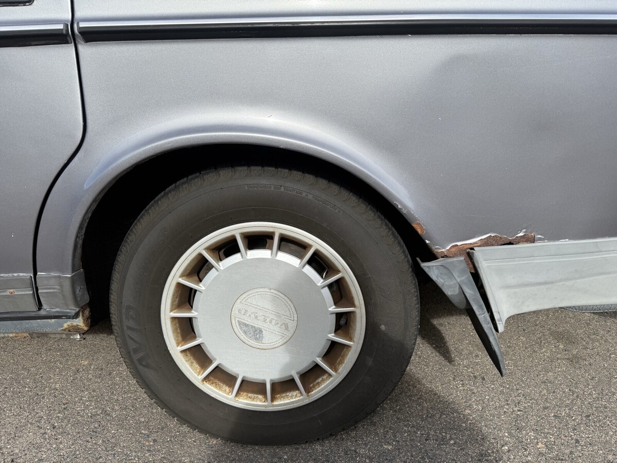 1989 Volvo 240 DL - photo 11