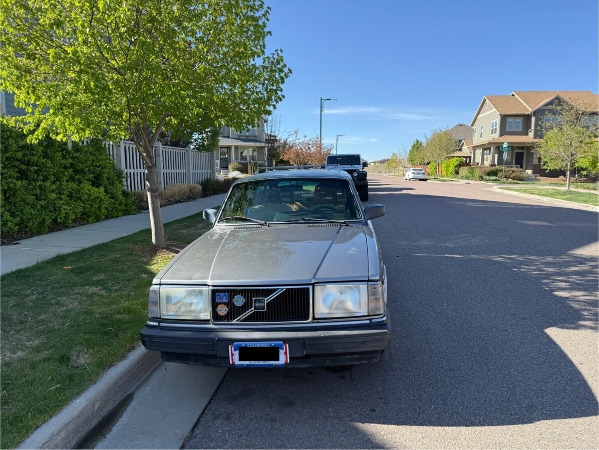 1989 Volvo 240 DL - photo 2