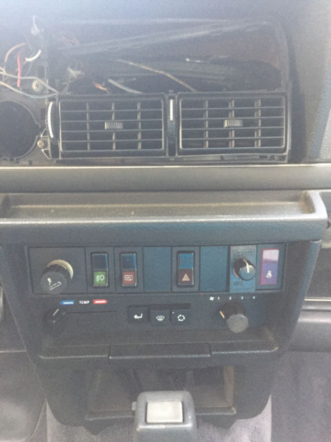 1989 Volvo 240 - photo 12