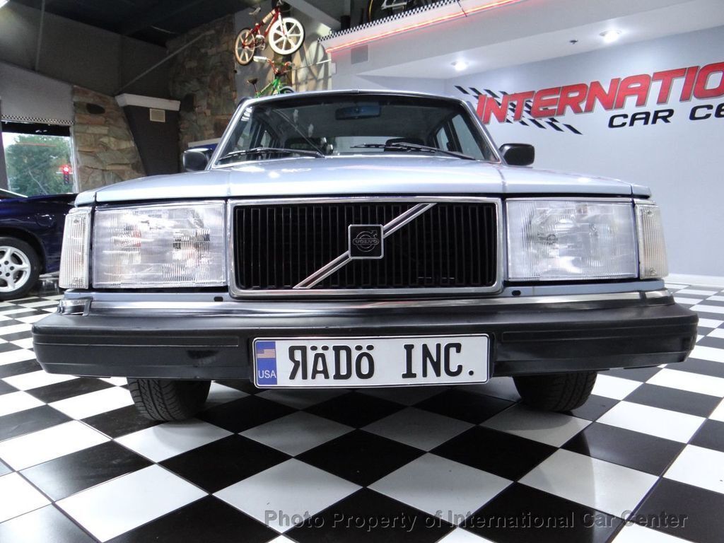 1989 Volvo 240 4dr Sedan DL Automatic - photo 12