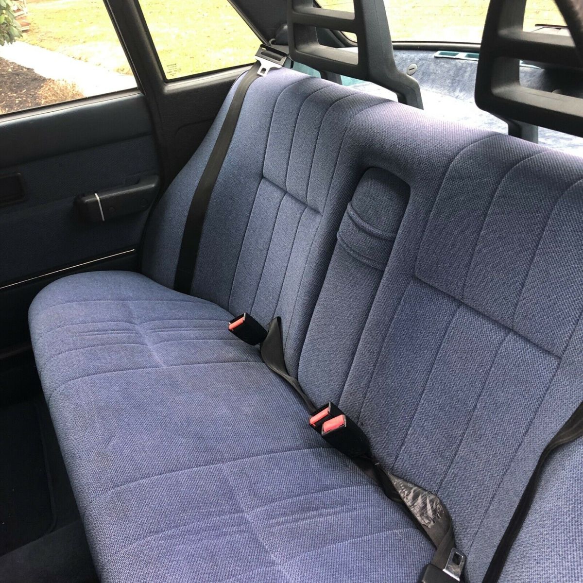 1989 Volvo 240 DL - photo 7