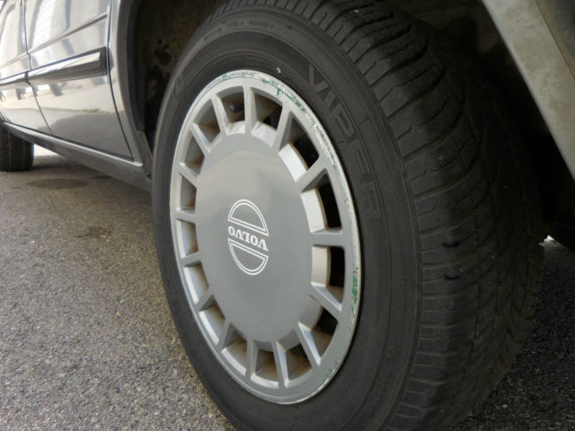 1989 Volvo 740 GL - photo 12