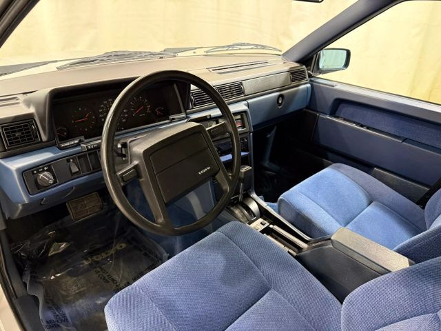 1989 Volvo 740 GL 4D Sedan - photo 12