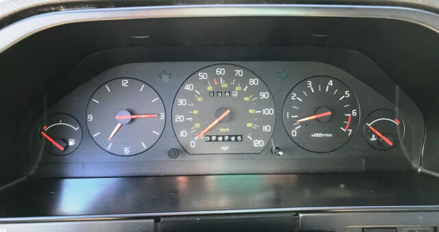 1989 Volvo 760GLE - photo 8