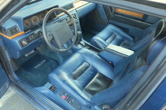 1989 Volvo 780 Bertone 2-Door Coupe - photo 12
