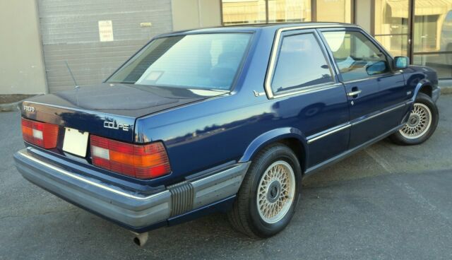 1989 Volvo 780 Bertone 2-Door Coupe - photo 2