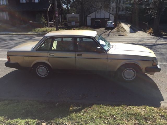 1989 Volvo 240 - photo 8