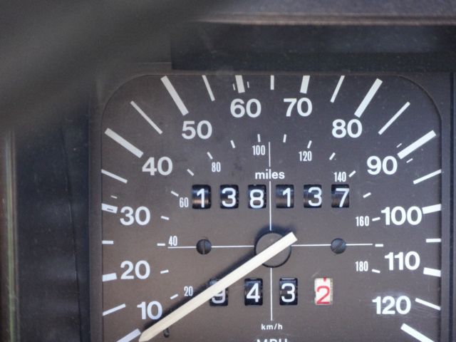 1989 Volkswagen Cabrio - photo 9