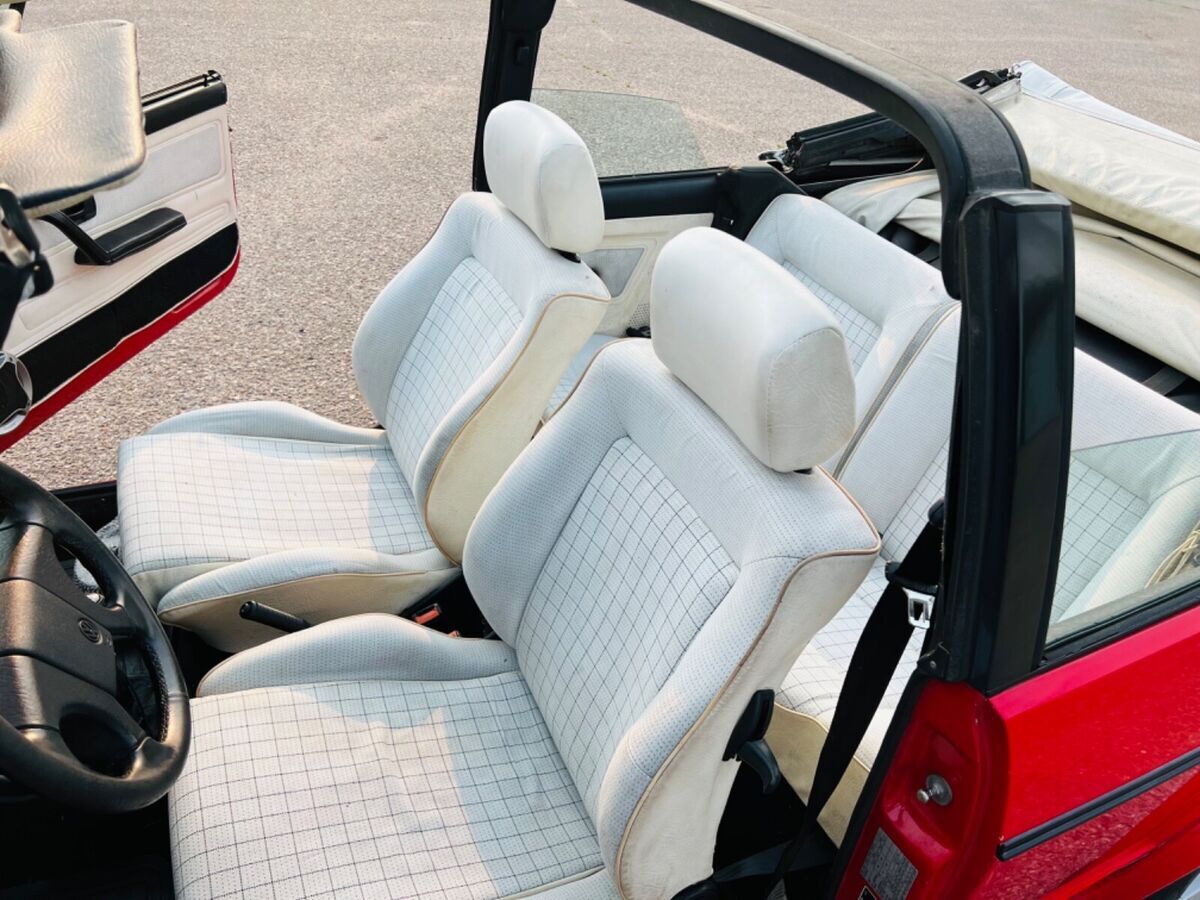 1989 Volkswagen Cabriolet - photo 4
