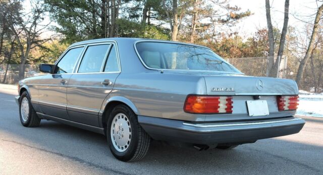 1989 Mercedes-Benz 500-Series 560SEL - photo 5