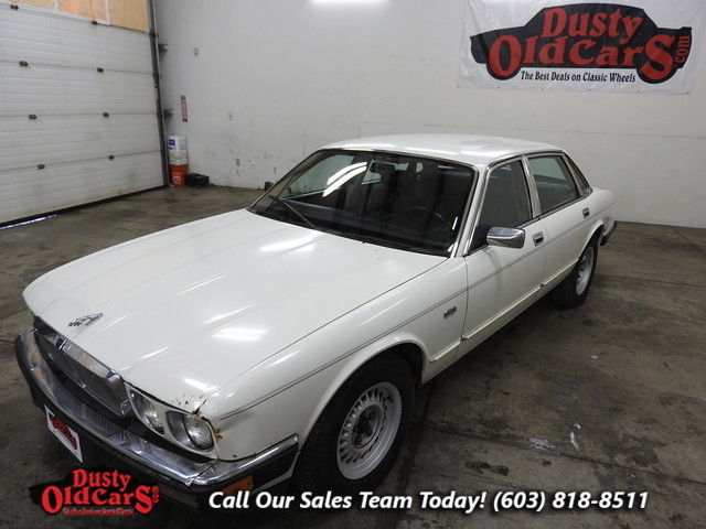 1989 White 3.6L I6 Auto Body Int Good Runs Parts Car! 1989 Jaguar XJ 3.6L I6 Auto Body Int Good Runs Parts Car