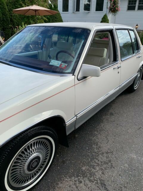 1989 Cadillac DeVille - photo 4