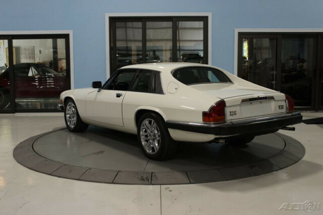 1989 Jaguar XJ-Series XJS - photo 3