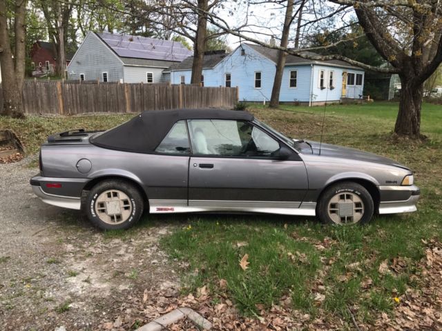 1989 Z24 Cavalier Runs and Drives. Needs Minor Repairs. Comes with 2 parts cars 1989 Chevrolet Cavalier Z24