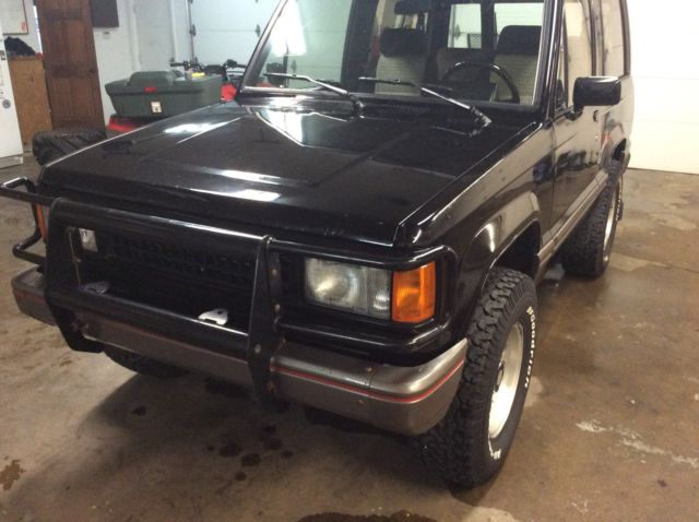1989 Isuzu Trooper RS Sport Utility 2-Door - photo 3