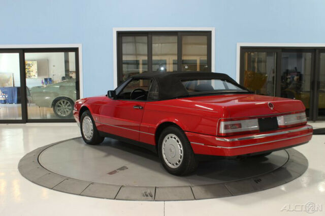 1990 Cadillac Allante 2dr Coupe Convertible - photo 3