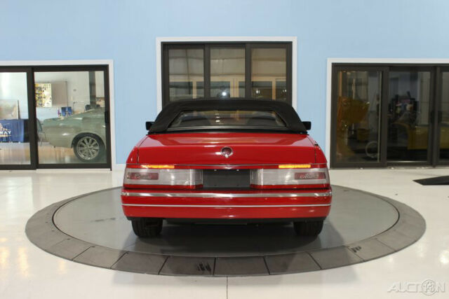 1990 Cadillac Allante 2dr Coupe Convertible - photo 4
