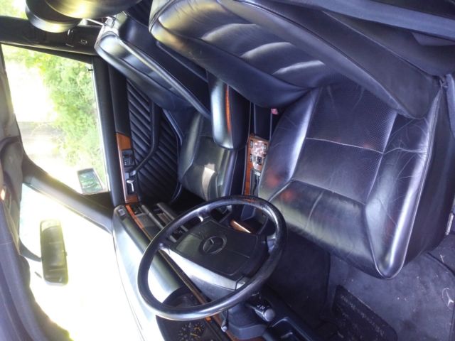 1990 Mercedes-Benz 300-Series - photo 8