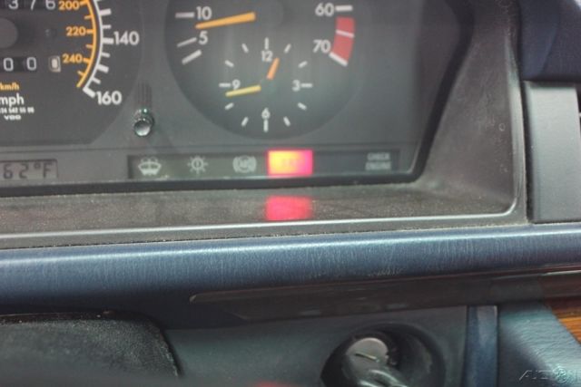 1990 Mercedes-Benz 300-Series 4 Dr - photo 12