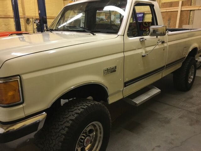 1990 Ford F-350 XLT Lariat - photo 2