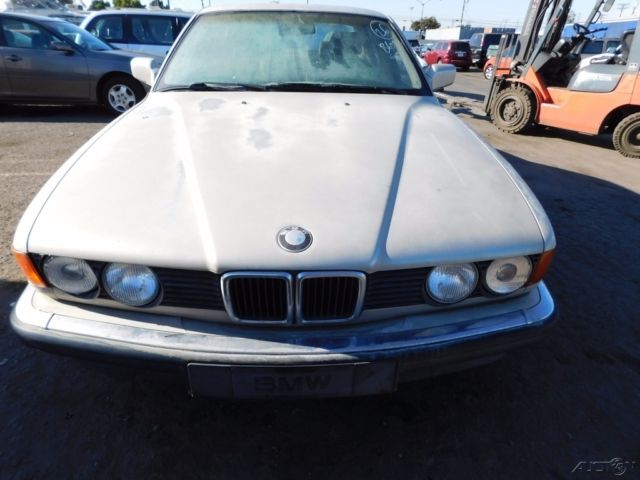 1990 BMW 7-Series 735i - photo 8