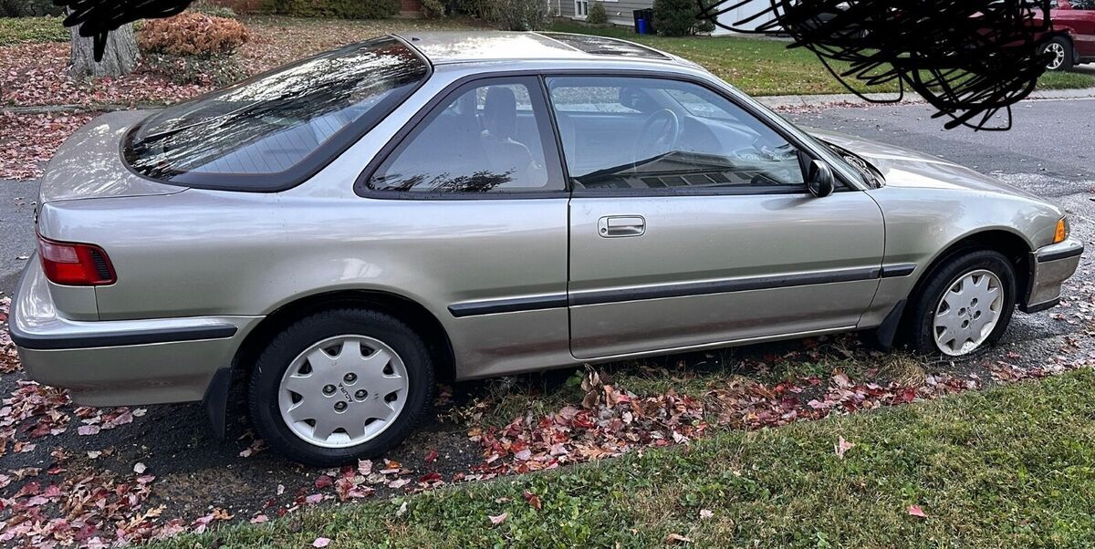 1990 Acura Integra LS - photo 2