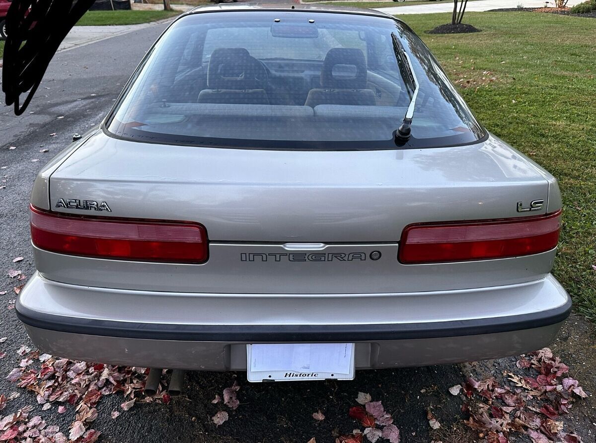 1990 Acura Integra LS - photo 4