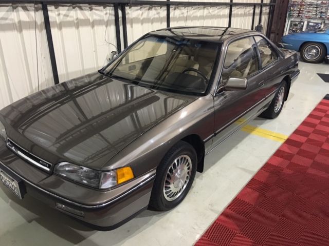 1990 Acura Legend - photo 2