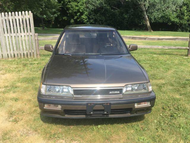 1990 Acura Legend L - photo 2
