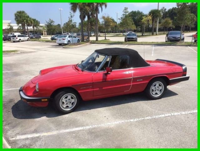 1990 Alfa Romeo Veloce Convertible 2.0L Gasoline Engine Manual Trans LOW MILES 1990 Alfa Romeo Spider Veloce Convertible